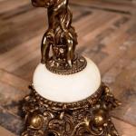Bronzov figurln lampa
