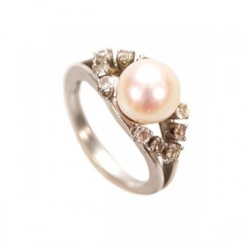 Zlat prsten s brilianty a perlou akoya