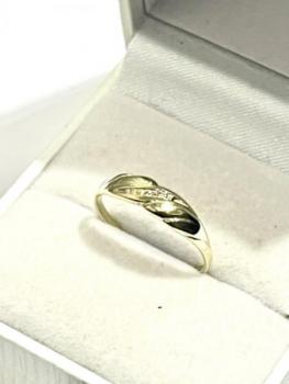 Zlat dmsk prsten - velikost 51