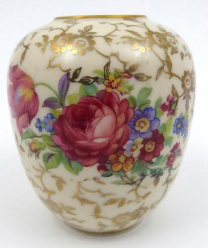 Kerafina, Bavaria - Vázička s kvítím Kerafina, Bavaria - Vázička s kvítím