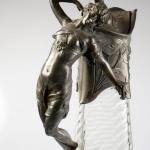 Secesní karafa s cínovou montáží Secesní karafa s cínovou montáží