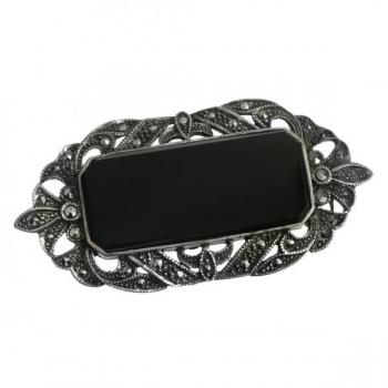 Stříbrná brož s onyxem a markazity Stříbrná brož s onyxem a markazity