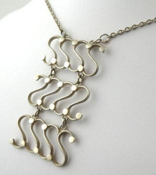 Stříbrný designový náhrdelník Stříbrný designový náhrdelník