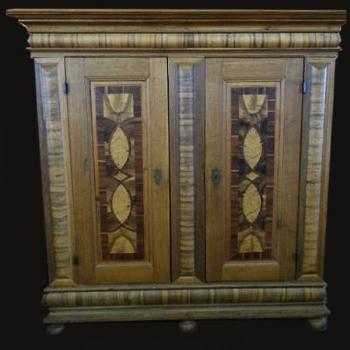 Barokní skřín  Barokní skřín