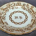 Talíř s monogramem, zn. P&L (Ostrov u Karl.Varů)  Talíř s monogramem, zn. P&L (Ostrov u Karl.Varů)