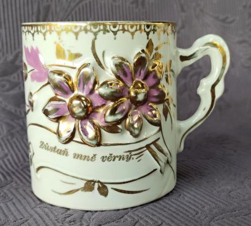 Hrnek - Zůstaň mně věrný Hrnek - Zůstaň mně věrný