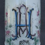 Korbel s monogramem, s průsvitkou, dat. 1894 Korbel s monogramem, s průsvitkou, dat. 1894