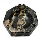 Popelník na doutníky z mramoru s bronzovou žábou Popelník na doutníky z mramoru s bronzovou žábou