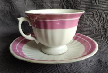 Šálek s podšálkem, zn. Carl Tielsch, Altwasser  Šálek s podšálkem, zn. Carl Tielsch, Altwasser