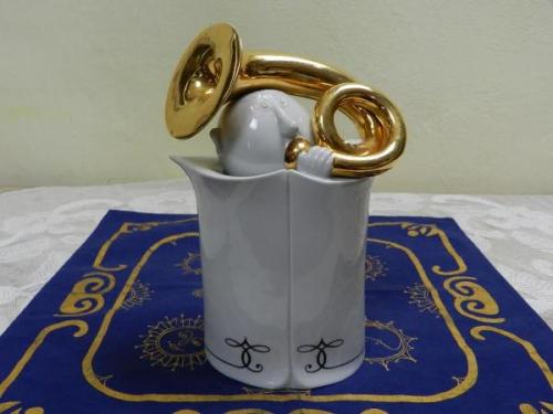 Plastika, trumpetista - Royal Dux Atelier, sign. Plastika, trumpetista - Royal Dux Atelier, sign.