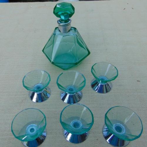 Karafa + 6 ks. štamprle  Karafa + 6 ks. štamprle