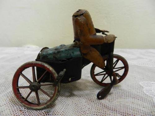 Plechová hračka DRGM Lehmann s Motor Rad Cycle Plechová hračka DRGM Lehmann s Motor Rad Cycle