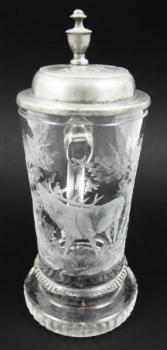 Korbel s jelenem na mýtině Korbel s jelenem na mýtině