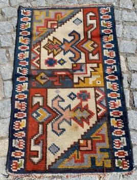 Koberec ručně tkaný 41A  Koberec ručně tkaný 41A