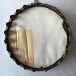 Miniatura dívky s růží - brož Miniatura dívky s růží - brož