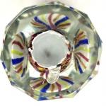 Těžítko s pěti pruhovanými květy Těžítko s pěti pruhovanými květy