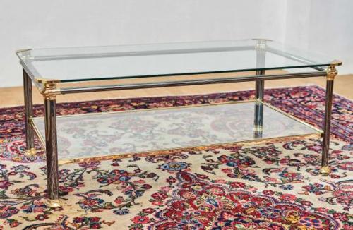Designový konferenční stolek z čirého skla a kovu Designový konferenční stolek z čirého skla a kovu