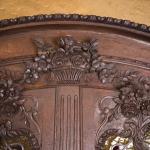 Impozantní normandská skříň z 18. století Impozantní normandská skříň z 18. století