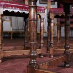 Starožitný komplet 4 židlí a křesílka. Neorensance Starožitný komplet 4 židlí a křesílka. Neorensance