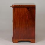 Skříňka biedermeier Skříňka biedermeier