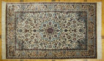 Velký zánovní hedvábný koberec Hereke 305 X 181 cm Velký zánovní hedvábný koberec Hereke 305 X 181 cm