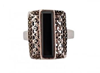STŘÍBRNÝ ART DECO PRSTEN S ONYXEM A MARKAZITY STŘÍBRNÝ ART DECO PRSTEN S ONYXEM A MARKAZITY