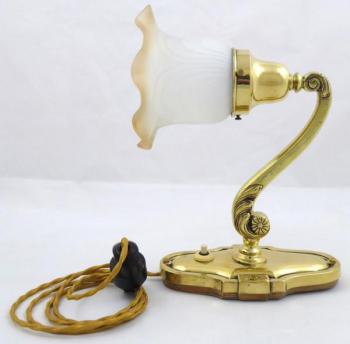 Nástěnná mosazná lampička Nástěnná mosazná lampička