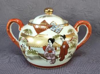 Cukřenka, Satsuma, Japonsko  Cukřenka, Satsuma, Japonsko