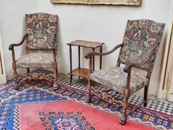 Párová křesla ve stylu Krále Slunce Párová křesla ve stylu Krále Slunce