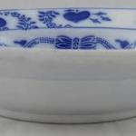 Talíř s kobaltovým cibulovým ornamentem Talíř s kobaltovým cibulovým ornamentem