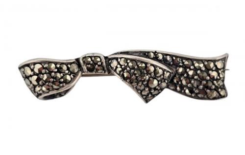 Stříbrná brož - markazitová mašlička Stříbrná brož - markazitová mašlička