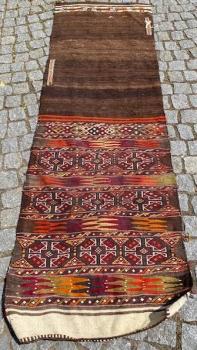 Koberec ručně tkaný 43A  Koberec ručně tkaný 43A