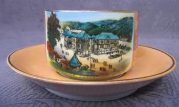 Šálek s podšálkem-Lázně Luhačovice  Šálek s podšálkem-Lázně Luhačovice