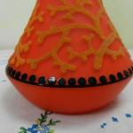 Oranžová skleněná váza Oranžová skleněná váza