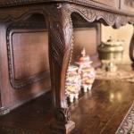 Impozantní normandská skříň z 18. století Impozantní normandská skříň z 18. století