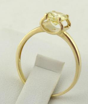 Prsten s přírodním diamantem Fancy Yellow- 0,79 ct Prsten s přírodním diamantem Fancy Yellow- 0,79 ct