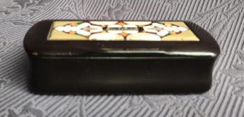 Krabička, Karlovarská mozaika ( Karlovy Vary ) Krabička, Karlovarská mozaika ( Karlovy Vary )