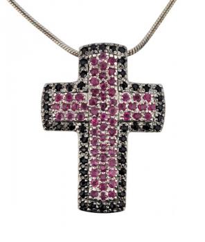 Stříbrný náhrdelník - kříž s rubíny a safíry Stříbrný náhrdelník - kříž s rubíny a safíry