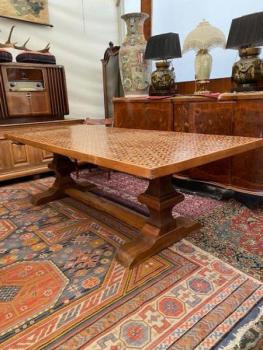 Jídelní intarzovaný stůl  Jídelní intarzovaný stůl