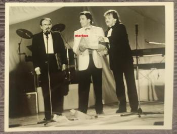 Fotografie Karel Gott , J. Uhlíř , K. Šíp Fotografie Karel Gott , J. Uhlíř , K. Šíp