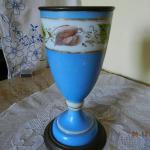 Malovaná petrolejová lampa v mosazné montáži Malovaná petrolejová lampa v mosazné montáži