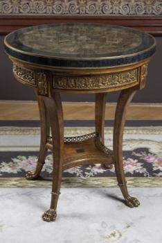 113. Kruhový stolek v klasicistním stylu 113. Kruhový stolek v klasicistním stylu