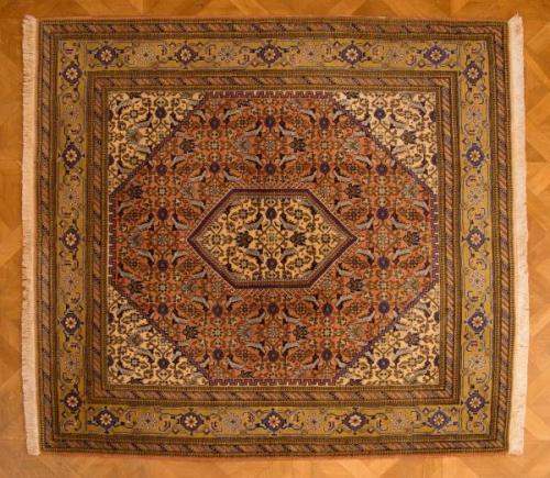 Čtvercový orientální koberec 217 X 213 cm Čtvercový orientální koberec 217 X 213 cm