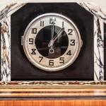 Krbové hodiny Art Deco třídílný set Krbové hodiny Art Deco třídílný set