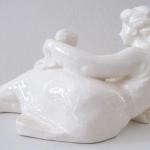 Ležící matka s dítětem Ležící matka s dítětem