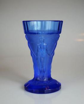 Heinrich Hoffmann - skleněná váza Heinrich Hoffmann - skleněná váza