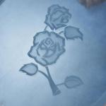 Konferenční stolek vyřezávaný v barokním stylu Konferenční stolek vyřezávaný v barokním stylu