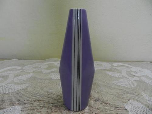 Fialová váza s pruhy, brusel - J. Marek, Royal Dux Fialová váza s pruhy, brusel - J. Marek, Royal Dux