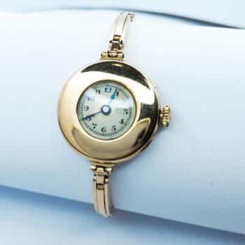 Starožitné zlaté náramkové hodinky Le Parc Starožitné zlaté náramkové hodinky Le Parc