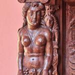 Renesanční kredenc mistrovsky vyřezávaný Renesanční kredenc mistrovsky vyřezávaný